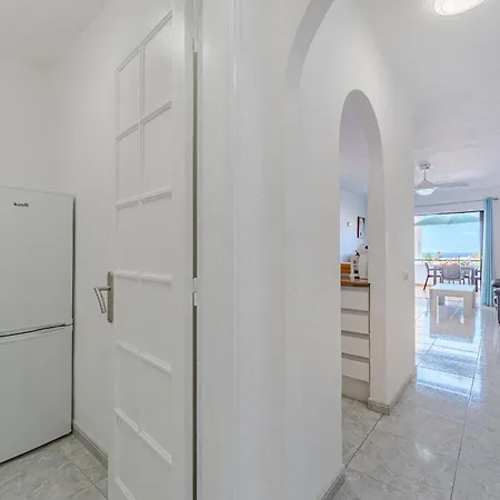 Heated Pool In Front Of A * أذيخي