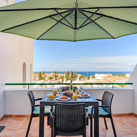 דירה Heated Pool In Front Of A *